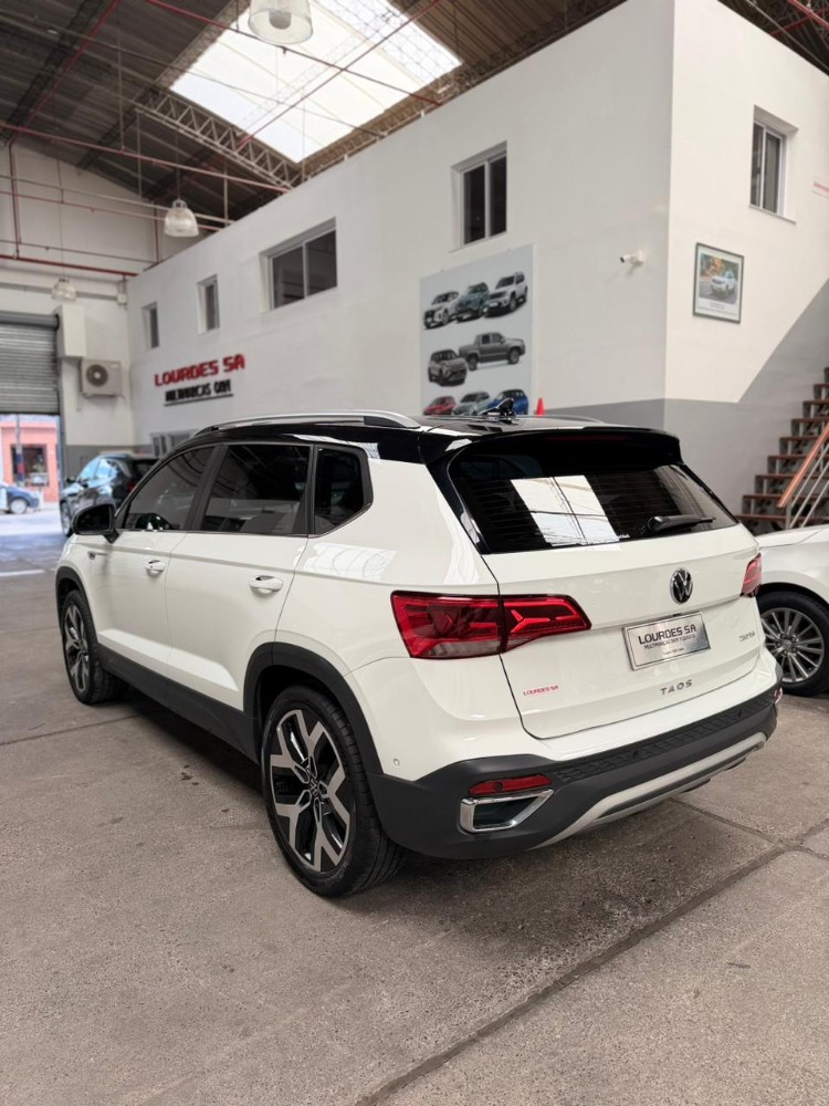 Volkswagen TAOS HIGHLINE BITONO — foto 9